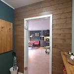 Ferienwohnung,frühstück Gegenüber,parkplatz Kostenlos, Zentral 1 Apartment *