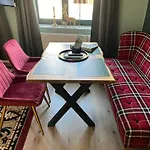 Zentrale Ferienwohnung Am Muskauer Park 2 Schlafzimmer Parkplatz Top Lage * באד מוסקאו