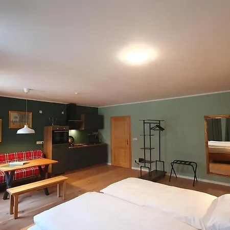 Ferienwohnung,fruehstueck Gegenueber,parkplatz Kostenlos, Zentral 1 * Bad Muskau