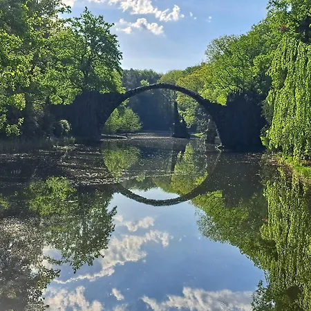 Ferienwohnung,fruehstueck Gegenueber,parkplatz Kostenlos, Zentral 1 Appartement *